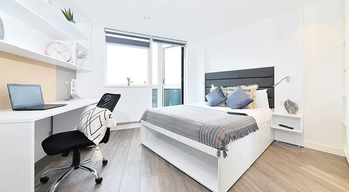 Super Deluxe Double Bed Studio